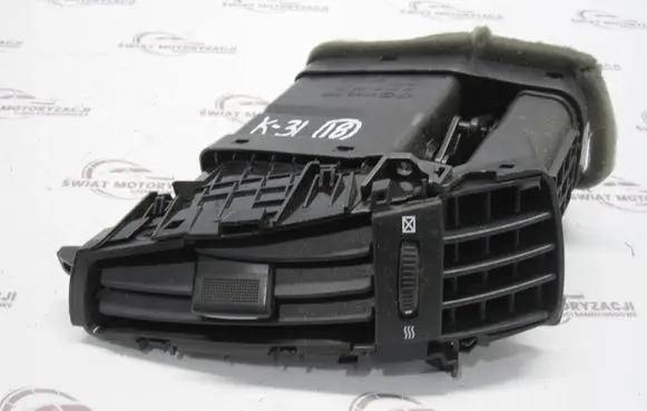 KIA Ceed Dashboard side air vent grill/cover trim 113KM