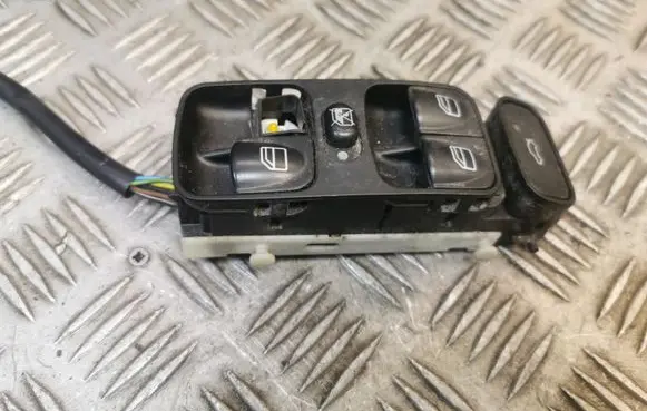 Mercedes-Benz C W203 Electric window control switch 2038210679