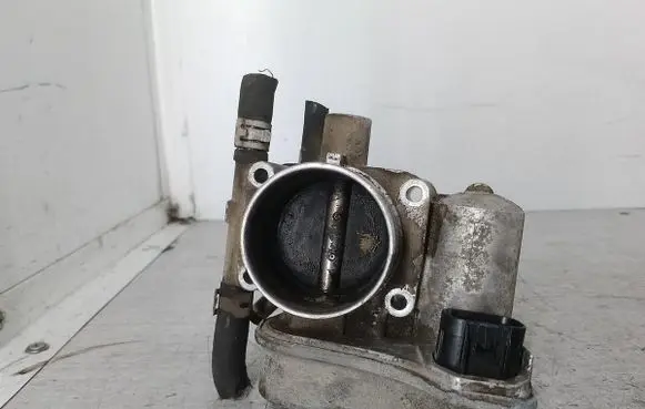 Opel Meriva A Throttle body valve 25177983