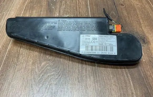 Mercedes-Benz E W213 Seat airbag 2138607500 A2138607500