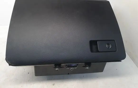Volkswagen PASSAT B6 Glove box 3C1857114
