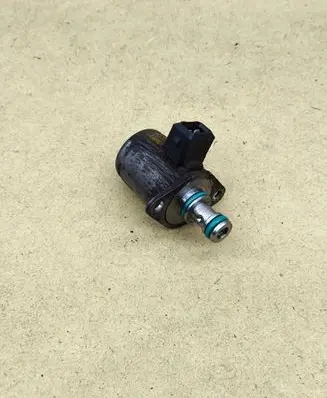 Mercedes-Benz E W212 Hydraulic servotronic pressure valve 