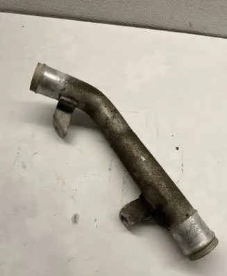 Audi A5 8T 8F Engine coolant pipe/hose 8K0121071C