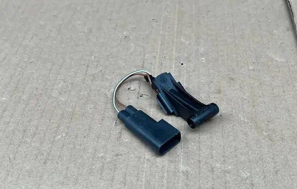 Ford Kuga I Rear glass lock/latch E398 8V4117666A