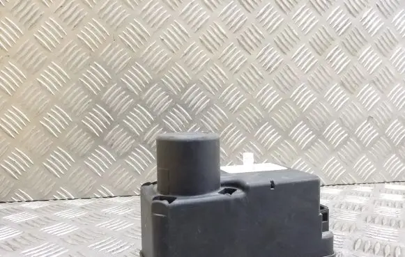 Vacuum pump