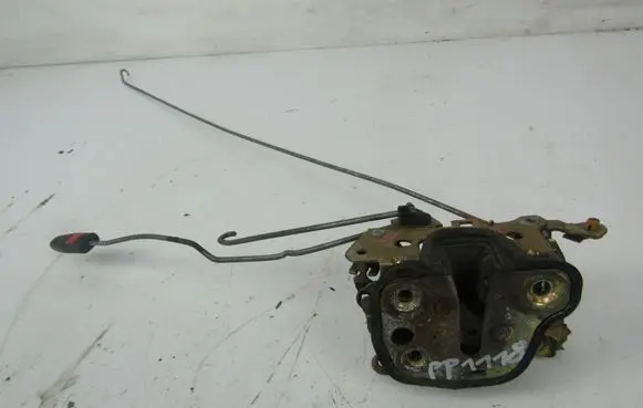 Opel Tigra A Front door lock 