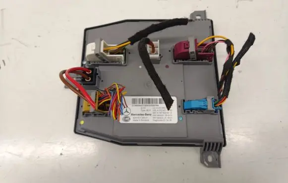 Mercedes-Benz E AMG W213 Comfort/convenience module A2139009437