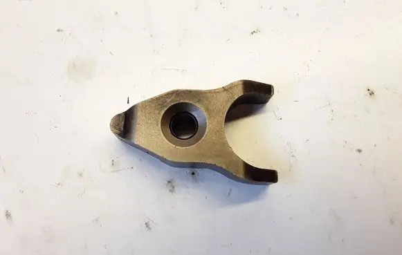 Toyota Corolla Verso E121 Fuel Injector clamp holder NOCODE