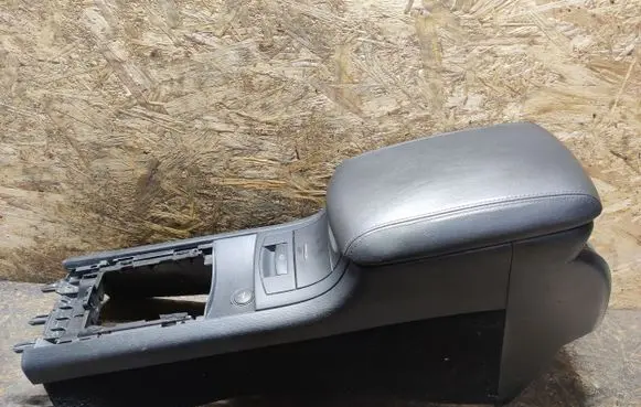 Citroen C6 Armrest 96447071ZD FE9313ZD