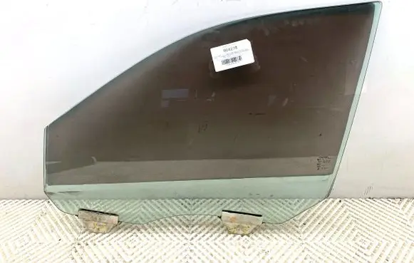Jeep Grand Cherokee Front door window glass four-door