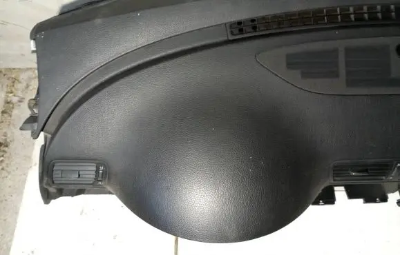 Volkswagen PASSAT B6 Dashboard 3C1857009