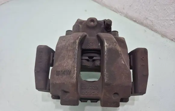 BMW X3 F25 Front brake caliper 