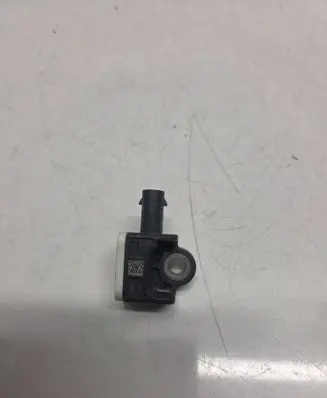 Mercedes-Benz CLA C117 X117 W117 Airbag deployment crash/impact sensor A1668210151 56054085AA