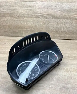 BMW 5 E60 E61 Speedometer (instrument cluster) 9177261 110080213