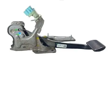 Ford Escape IV Brake pedal LX612D094BC GL3T9G854BA