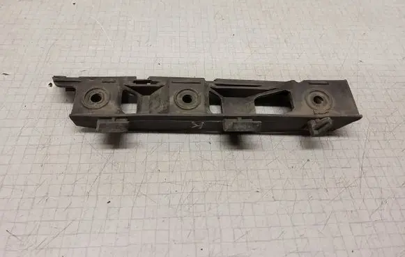 Volkswagen PASSAT B6 Front bumper mounting bracket 3C0807183