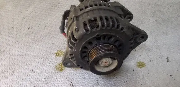 Opel Meriva A Generator/alternator 