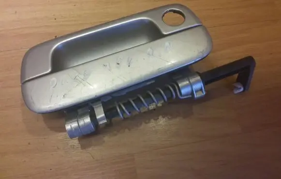 Peugeot 406 Front door exterior handle 9621858777