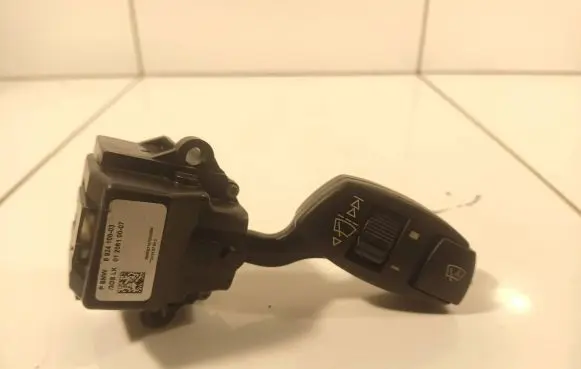 BMW 5 E60 E61 Wiper control stalk 6924106 0120610007 SN0007100240094