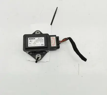 Mercedes-Benz SL R230 Acceleration sensor A0025426618 0265005246