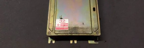 Nissan Sunny Engine control unit/module 2371065M01 A18690B31