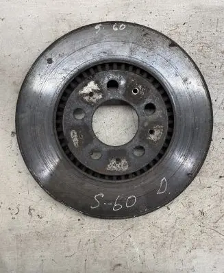 Volvo V70 Front brake disc