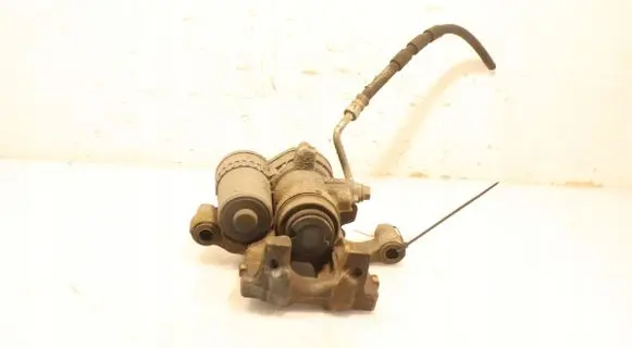 Rear brake caliper
