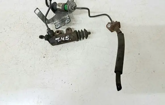 Toyota Corolla Verso AR10 Clutch slave cylinder 