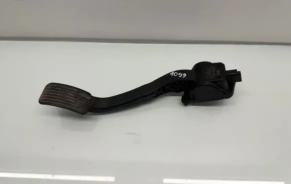 Citroen C4 I Picasso Accelerator throttle pedal 0280755045