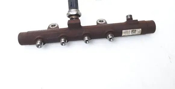 Nissan Qashqai Fuel main line pipe 8200815617 H8200296867
