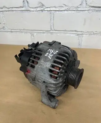 BMW 3 E90 E91 Generator/alternator 7802471 2543306C 90150A
