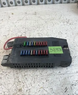 Mercedes-Benz Sprinter W901 W902 W903 W904 Fuse module A9015400350 0473521 15072004