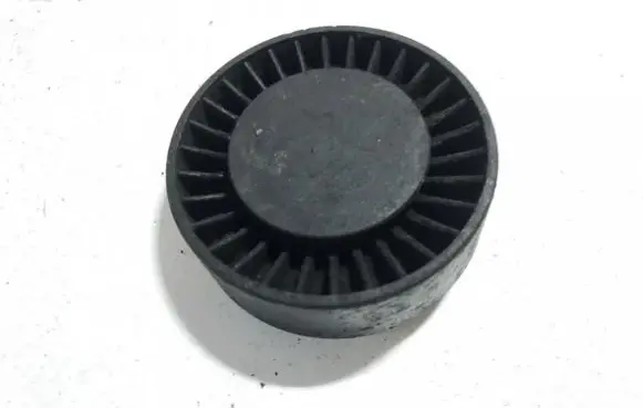 Volkswagen PASSAT B4 Belt tensioner pulley 028145278a