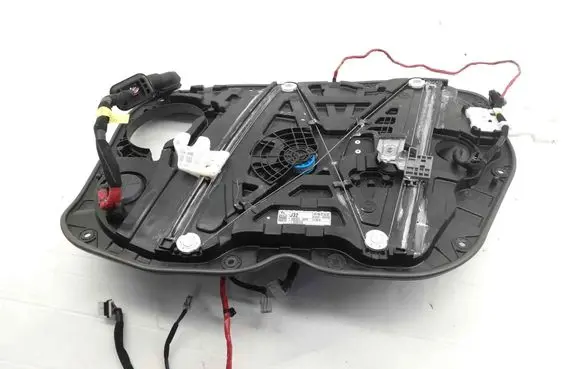Hyundai Ioniq Front door electric window regulator 82470G2590