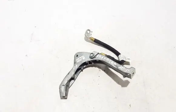 Porsche Panamera (971) Engine mounting bracket 971199352C