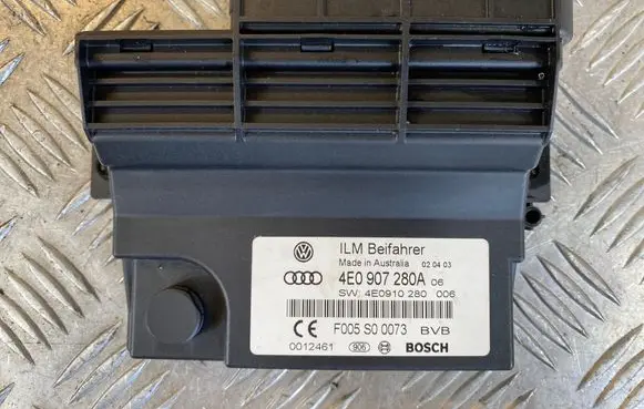 Audi A8 S8 D3 4E Comfort/convenience module 4E0907280A 4E0910280 F005S00073