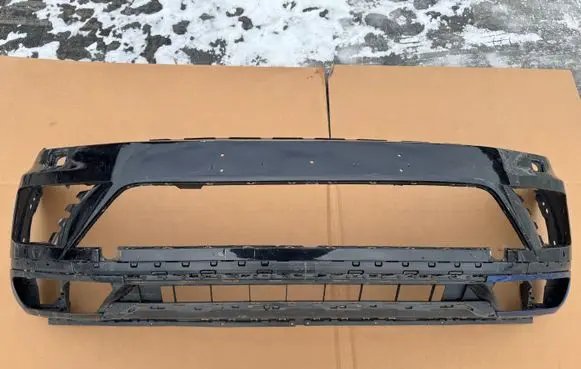 Volkswagen Touareg II Front bumper 7P6807221F