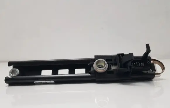 Opel Corsa E Seat belt adjustment rail 13153271