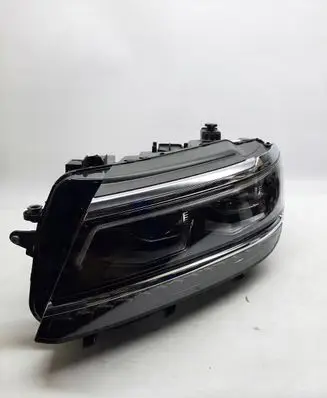 Volkswagen Tiguan Headlight/headlamp 5NB941113A