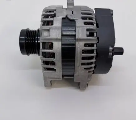 Mercedes-Benz CLA C117 X117 W117 Generator/alternator A0009061903