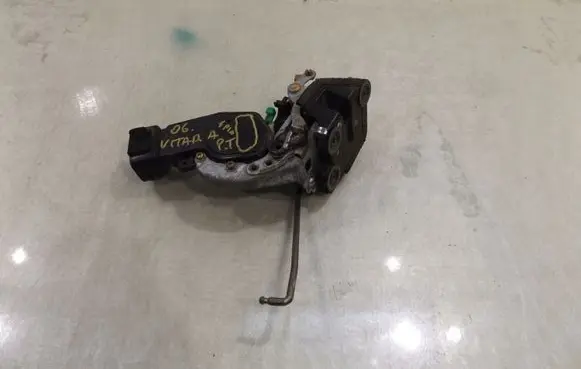 Suzuki Grand Vitara I Rear door lock