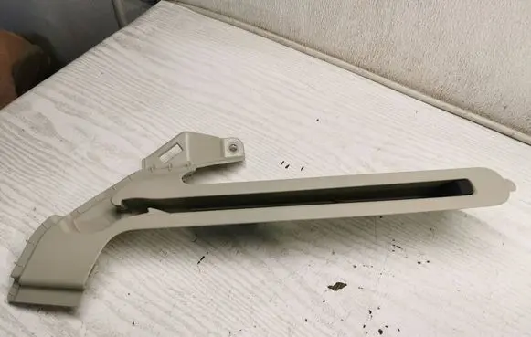 Volvo XC60 Parcel shelf load cover mount bracket 39841515