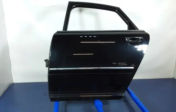 Audi A8 S8 D3 4E Rear door