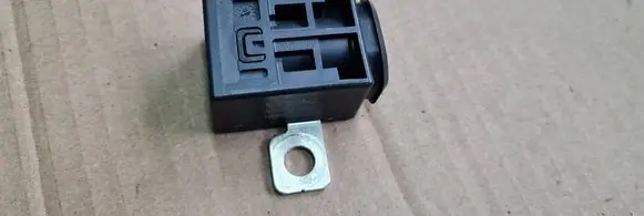 Audi Q5 SQ5 Battery relay fuse 4F0915519 180328