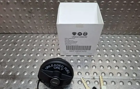 Fiat Doblo Fuel tank filler cap S25099981 71802520