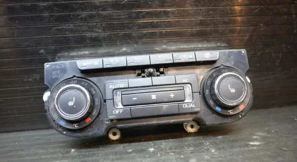 Skoda Superb B6 (3T) Climate control unit 3T0907044BL