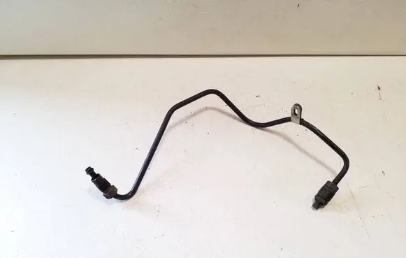 Volvo S40, V40 Turbo turbocharger oiling pipe/hose