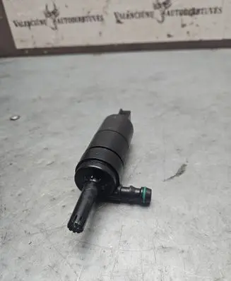 Porsche Cayenne (92A) Headlight washer pump 3B7955681 8NV00754032