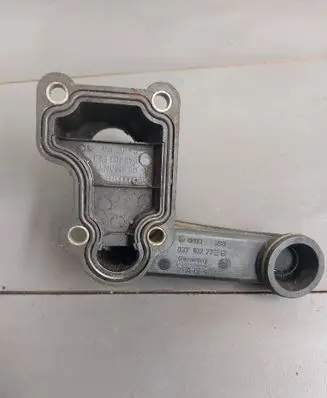 Audi A6 S6 C5 4B Breather/breather pipe/hose 037103772B
