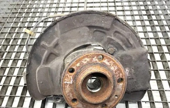 Volvo S60 Front wheel hub spindle knuckle 